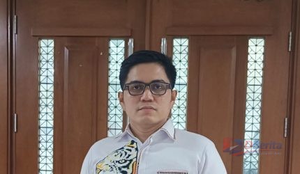 Julianto Saloma Parluhutan Sirait, Pemilik merk CHOPE yang resmi terdaftar di Indonesia hadir di Pengadilan Niaga Jakarta Pusat