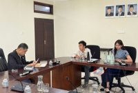 Tengah : Made Hiroki