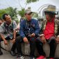Dari Kiri : Rahmat Hidayat (Wakaperwil detikberita.co.id), Zaenal Langgar (Pimred jalurselebritinews.com, Pak Tarno (Pesulap)