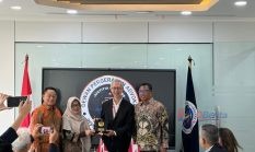 LUTHFI YAZID: SEBUAH KEHORMATAN ORGANISASI ADVOKAT SINGAPURA AUDIENSI DAN PERKUAT KERJASAMA DENGAN DePA-RI