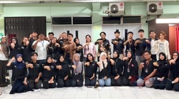 BEM UPNVJ Bidang Pemberdayaan Perempuan dan Perlindungan Mahasiswa Gelar Diskusi Tentang Fenomena Glass Ceiling
